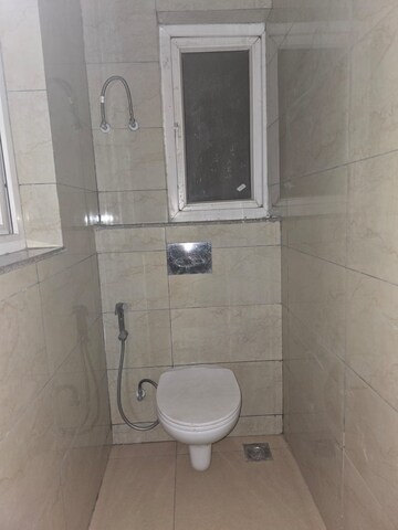 Bathroom in 3 BHK Apartment at BPTP Discovery Park, Sector 80 – for Rent
