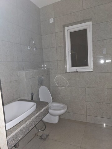 Bathroom in 3 BHK Apartment at BPTP Discovery Park, Sector 80 – for Rent