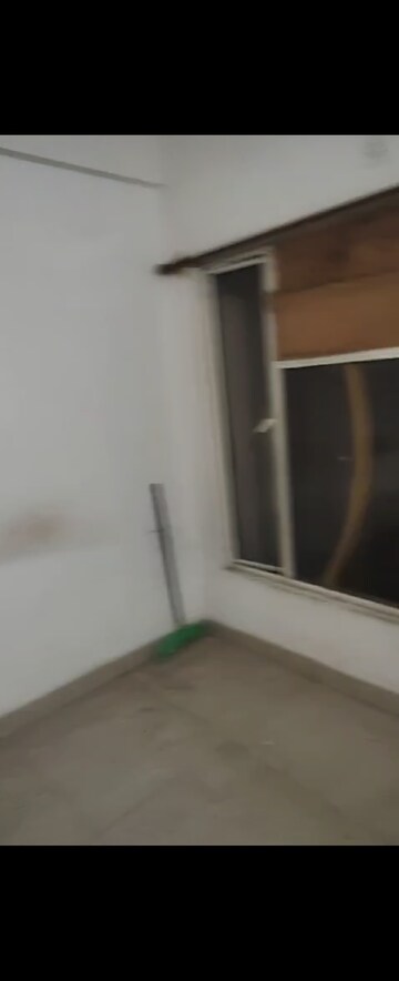 Room in 3 BHK Apartment at SCC Sapphire, Raj Nagar Extension – for Sale