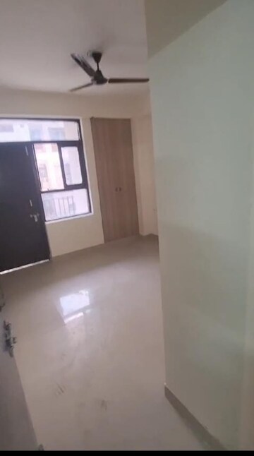 Room in 3 BHK Apartment at Amolik Sankalp, Sector 85 – for Rent