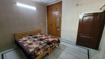 Bedroom in 2 BHK Builder Floor at Sai Kunj New Palam  vihar, New Palam Vihar Phase 3 – for Rent