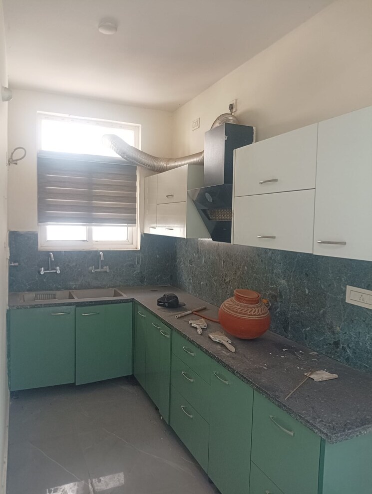 Kitchen, penta-homes 3 Bedroom 900 Sq.Ft. Builder Floor In Vip Road Zirakpur 8093381