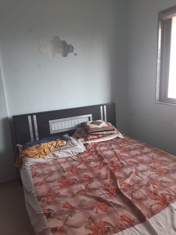Bedroom in 2 BHK Apartment at Thane West – for Sale