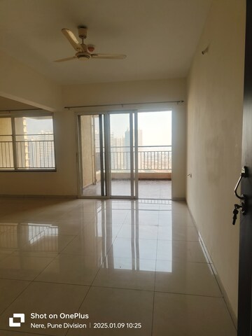 Room in 2 BHK Apartment at Kolte Patil Life Republic, Hinjewadi – for Rent