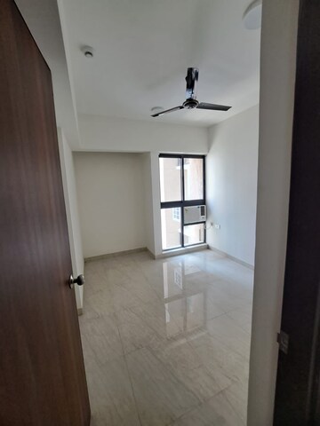 Bathroom in 2 BHK Apartment at Lodha Majiwada Tower 1, Majiwada – for Sale