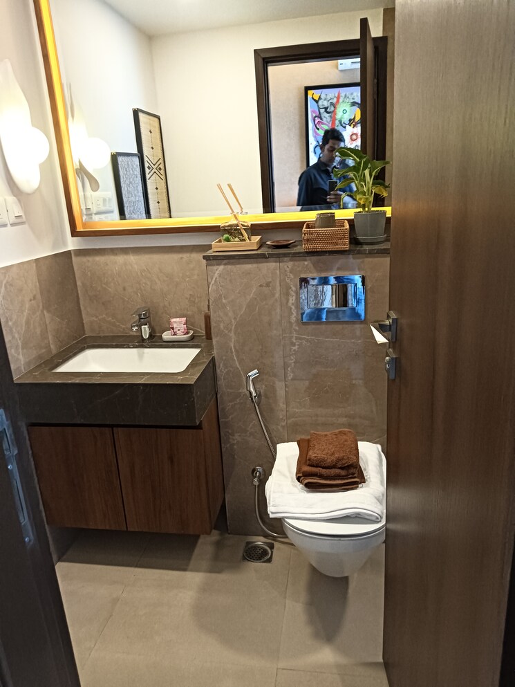 Master Bedroom, bhoomi-simana 2 Bedroom 948 Sq.Ft. Apartment In Parel Mumbai 8093491