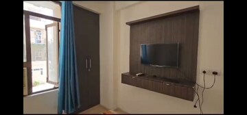 Furnished Amenities in 3 BHK Apartment at Auric City Homes, Sector 82 – for Sale