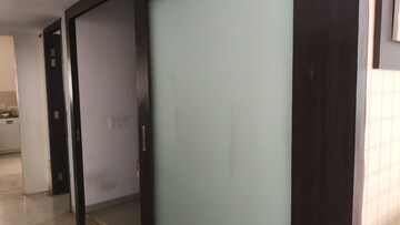 Room in 4 BHK Apartment at Hiranandani Rodas Enclave Leona, Ghodbunder Road – for Rent