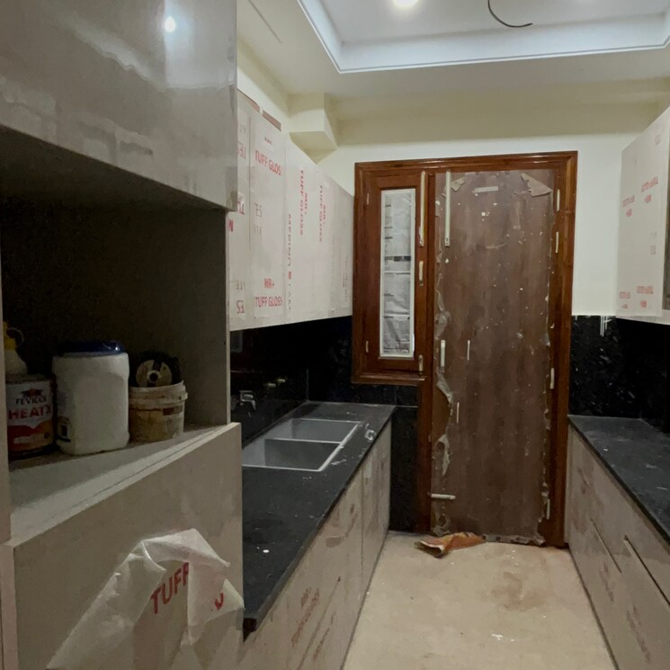 Kitchen, sector 23 3 Bedroom 210 Sq.Yd. Builder Floor In Sector 23 Gurgaon 8093611