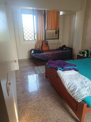 Bedroom in 2 BHK Apartment at Hilton Tower, Andheri East – for Rent