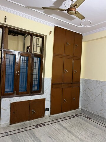 2 BHK Builder Floor For Rent in Sector 48