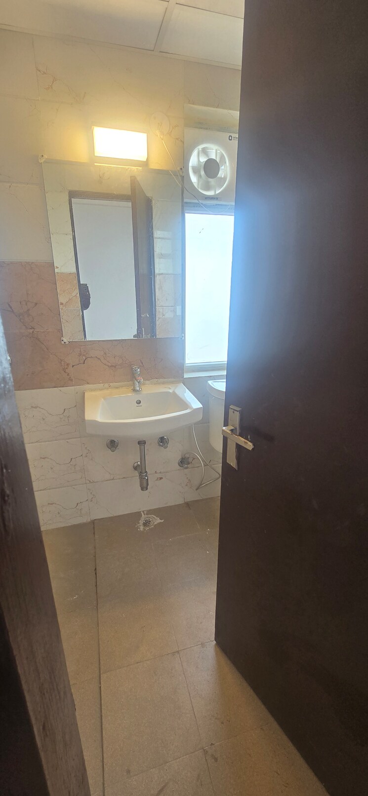 Bathroom, amrapali-riverview 3 Bedroom 1145 Sq.Ft. Apartment In Amrapali Leisure Valley Greater Noida 8093797