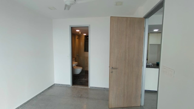 1 BHK Apartment For Sale in Lodha New Cuffe Parade