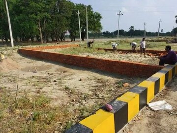 Plot For Sale in Sikandrabad