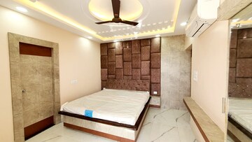 Bedroom in 3 BHK Builder Floor at Gomti Nagar – for Rent