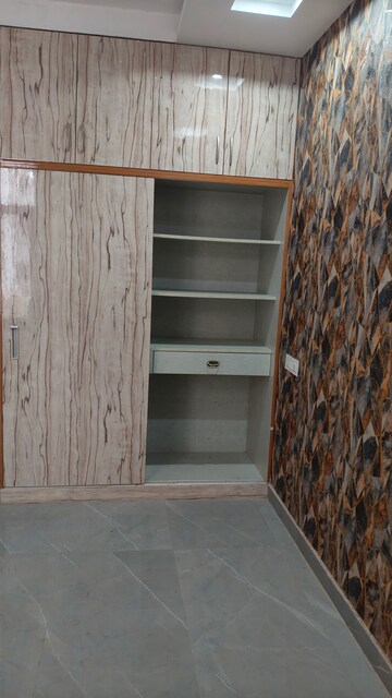 Room in 2.5 BHK Apartment at Ambala Highway – for Sale