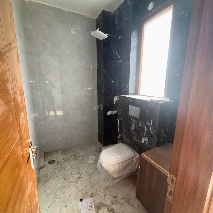 Attached Bathroom, sector 14 3 Bedroom 250 Sq.Yd. Builder Floor In Sector 14 Gurgaon 8093885