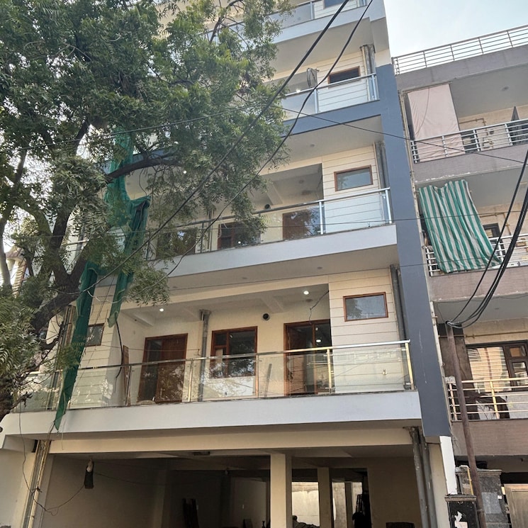 Exterior View, sector 14 3 Bedroom 250 Sq.Yd. Builder Floor In Sector 14 Gurgaon 8093885