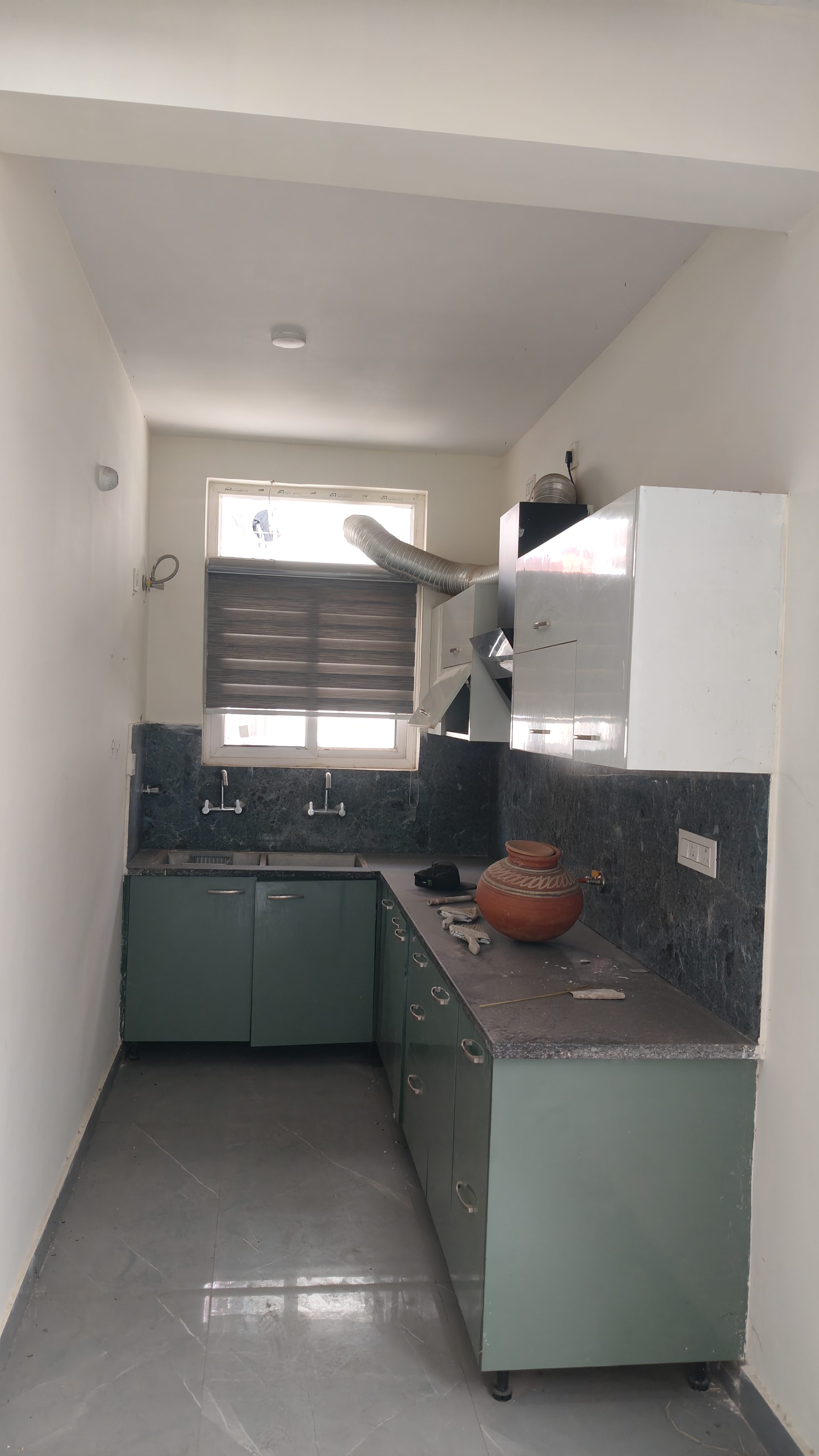 2.5 BHK + Study Room Apartment For Sale in D R Estate 