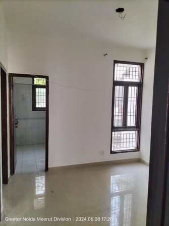 3 BHK Apartment For Rent in Purvanchal Royal City Gn Sector Chi V Greater Noida  8093910