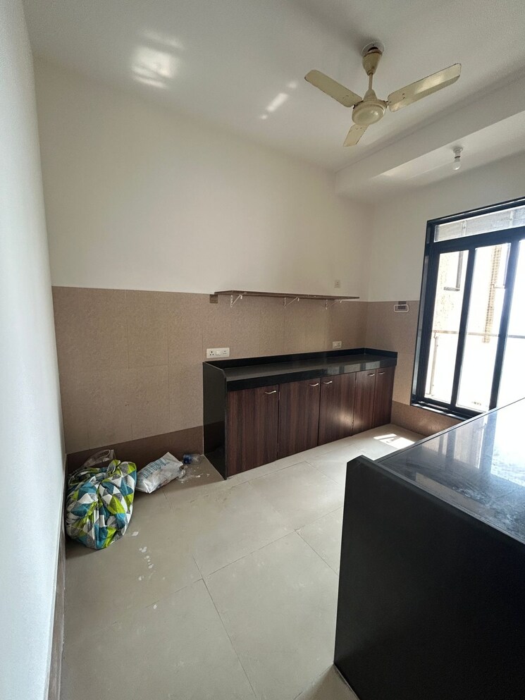 Kitchen, rustomjee-ozone 5 Bedroom 1718 Sq.Ft. Apartment In Goregaon West Mumbai 8093953