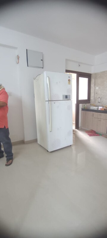 Living Room in 4 BHK Apartment at Satellite – for Rent