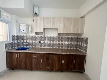 2 BHK Apartment For Rent in Signature Global Proxima, Sector 89