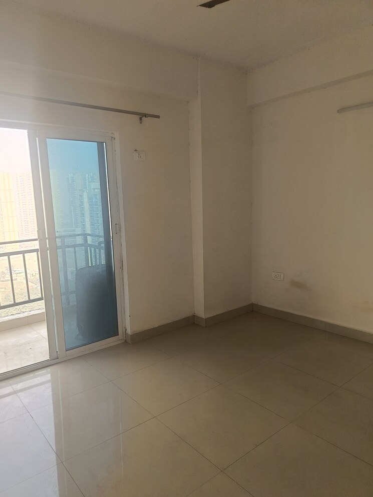 Room, gardenia-gateway 2 Bedroom 1045 Sq.Ft. Apartment In Sector 75 Noida 8093947