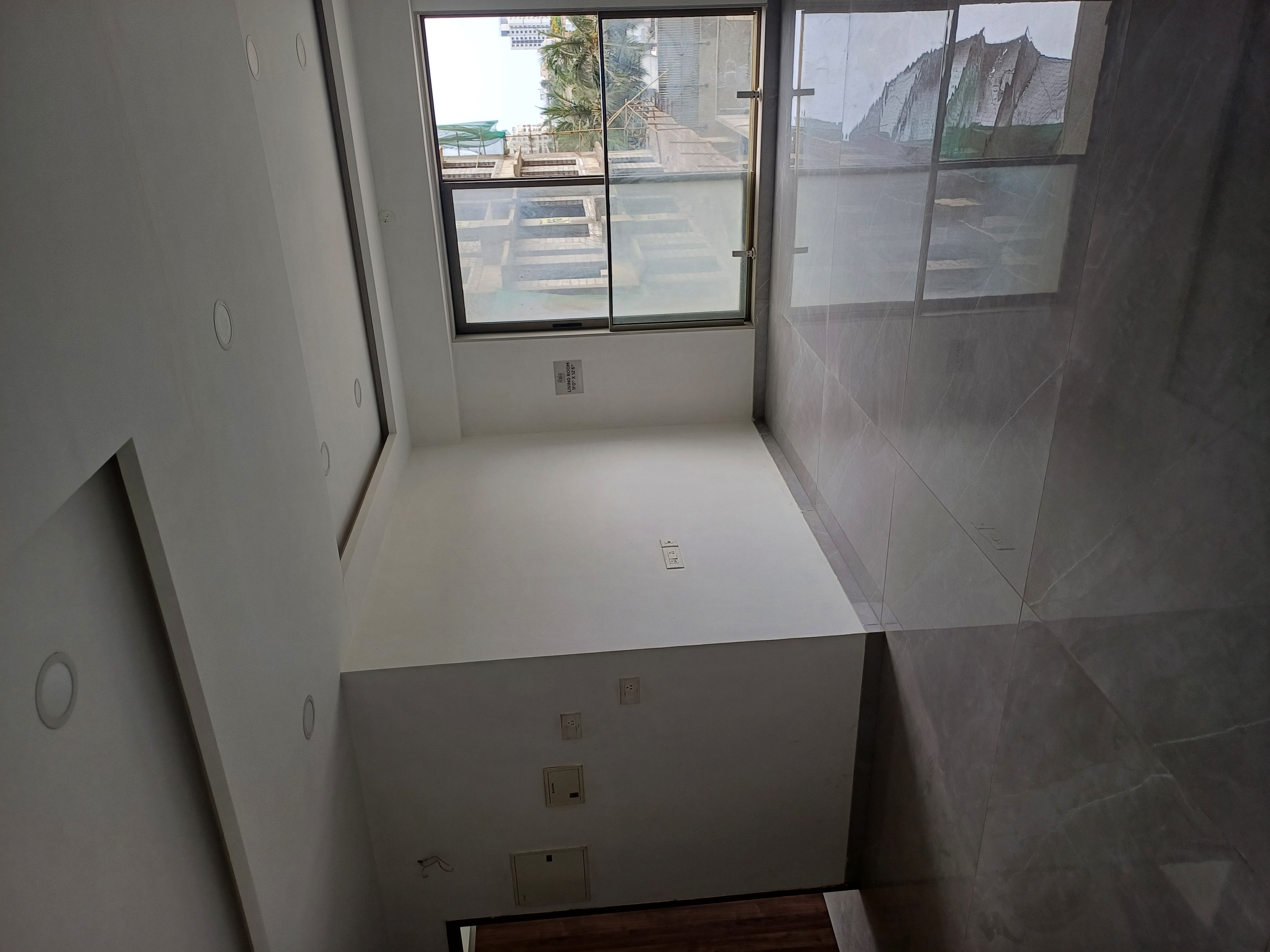 2.5 BHK 850 Sq.Ft. Apartment in Evershine Embassy