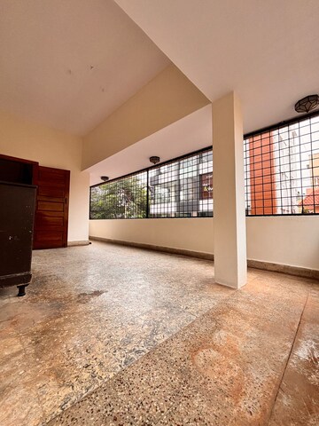 Room in 3 BHK Builder Floor at Indiranagar – for Rent