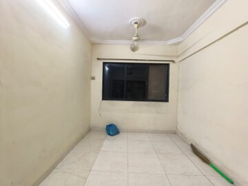 Master Bedroom in 1 BHK Apartment at Seawoods – for Rent