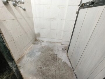 Attached Bathroom in 1 BHK Apartment at Seawoods – for Rent