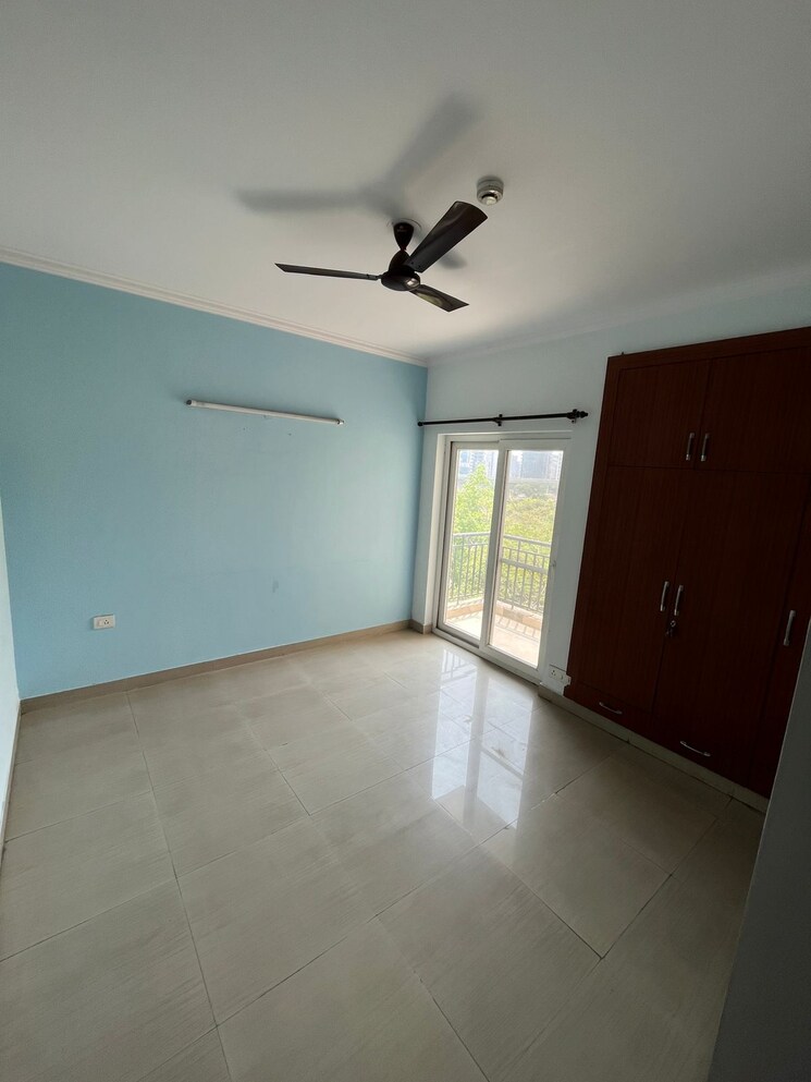 Room, apex-athena 3 Bedroom 1895 Sq.Ft. Apartment In Sector 75 Noida 8094009