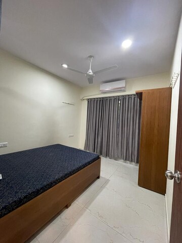 Bedroom in 1 BHK Apartment at The Heights, Andheri East – for Rent