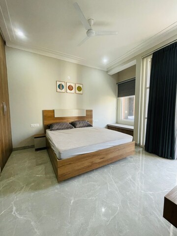 Bedroom in 1.5 BHK Builder Floor at Sector 55 – for Rent