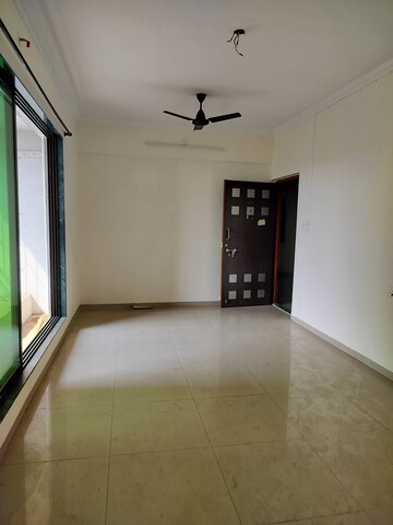 Room in 2 BHK Apartment at B & M Gitanjali Heights, Seawoods – for Sale