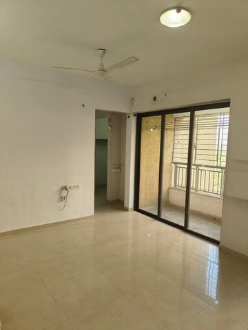 Room in 1 BHK Apartment at Lodha Casa Bella Gold, Dombivli East – for Rent