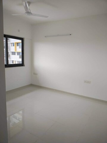 2 BHK Apartment For Rent in Hadapsar