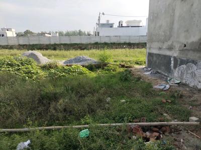 Plot For Sale in Krishna Colony Chandous 