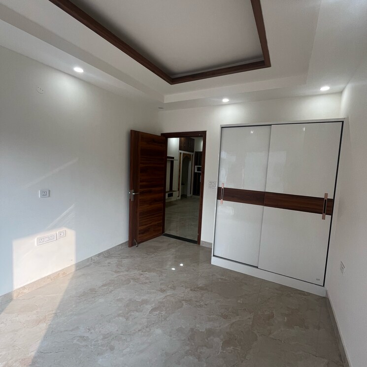 Room, fidato-honour-homes 3 Bedroom 180 Sq.Yd. Builder Floor In Sector 89 Faridabad 8094364