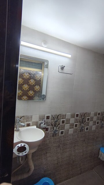 Bathroom in 1.5 BHK Apartment at Squarefeet Grand Square, Anand Nagar – for Sale