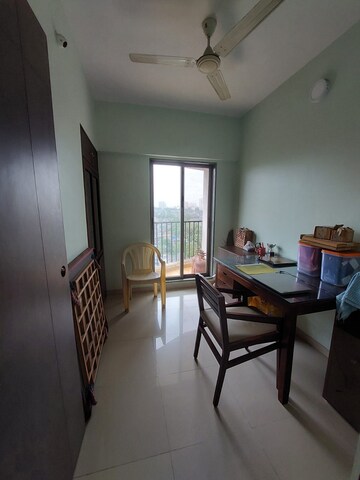 Gym in 3.5 BHK Apartment at Everest World Aspen, Dhokali – for Sale