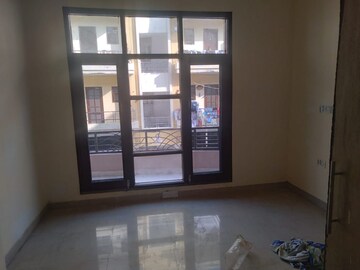 Room in  Pg at Vip Road – for Rent