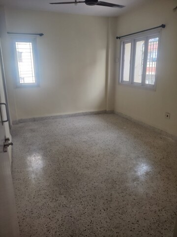 Room in 2 BHK Apartment at Lok Upvan I, Manpada – for Sale