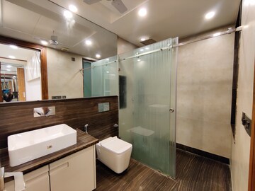 Kitchen in 4 BHK Builder Floor at Defence Colony – for Rent