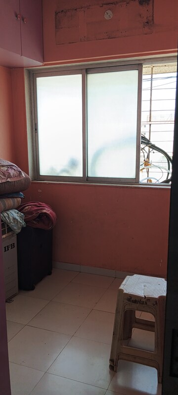 Furnished Amenities in 1 RK Apartment at Vile Parle West – for Rent