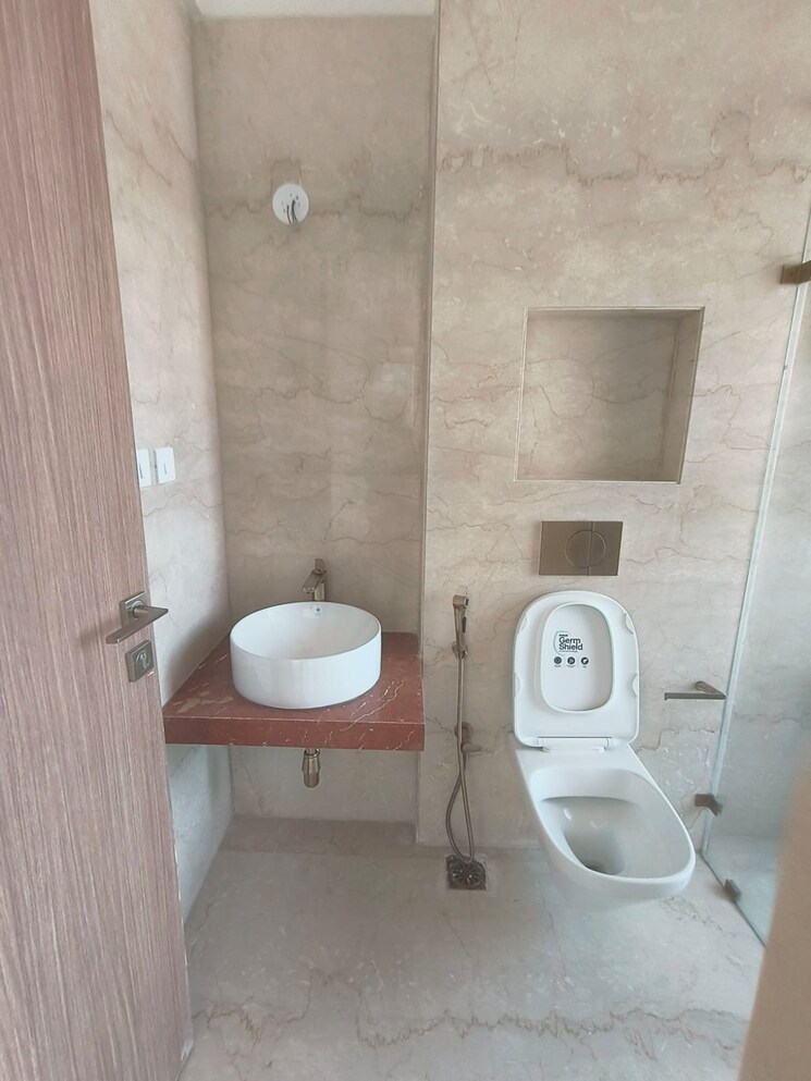 Bathroom, godrej-rks 3 Bedroom 1350 Sq.Ft. Apartment In Chembur Mumbai 8094493