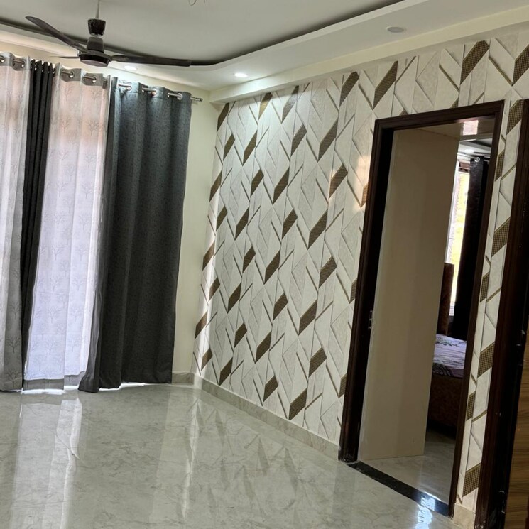 Room, patiala road 3 Bedroom 1300 Sq.Ft. Apartment In Patiala Road Zirakpur 8094498