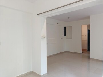 Room in 2.5 BHK Apartment at Lodha Paradise, Majiwada – for Sale