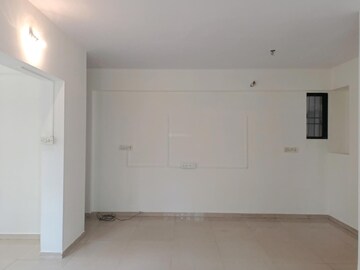 Room in 2.5 BHK Apartment at Lodha Paradise, Majiwada – for Sale